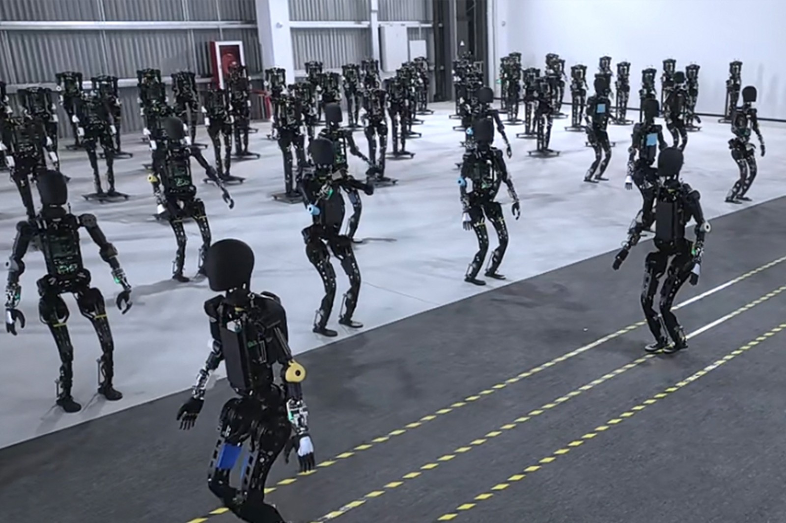 公海jcjc开启通用机器人商用量产