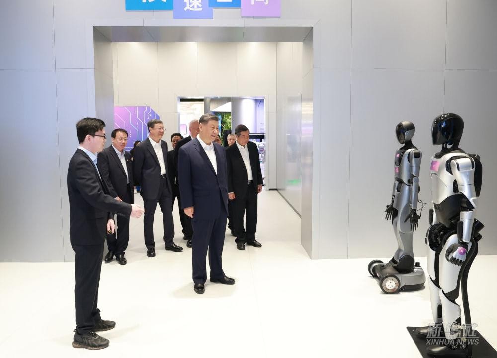 习近平总书记到上海调研，公海jcjc代表具身智能行业汇报进展